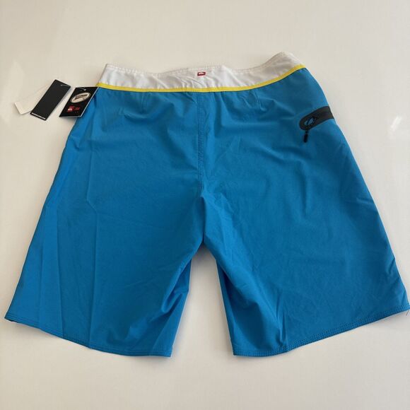 QUIKSILVER Men's Size 31 X 20 Local Performer Boardshorts Stretch Pocket New - Picture 2 of 5